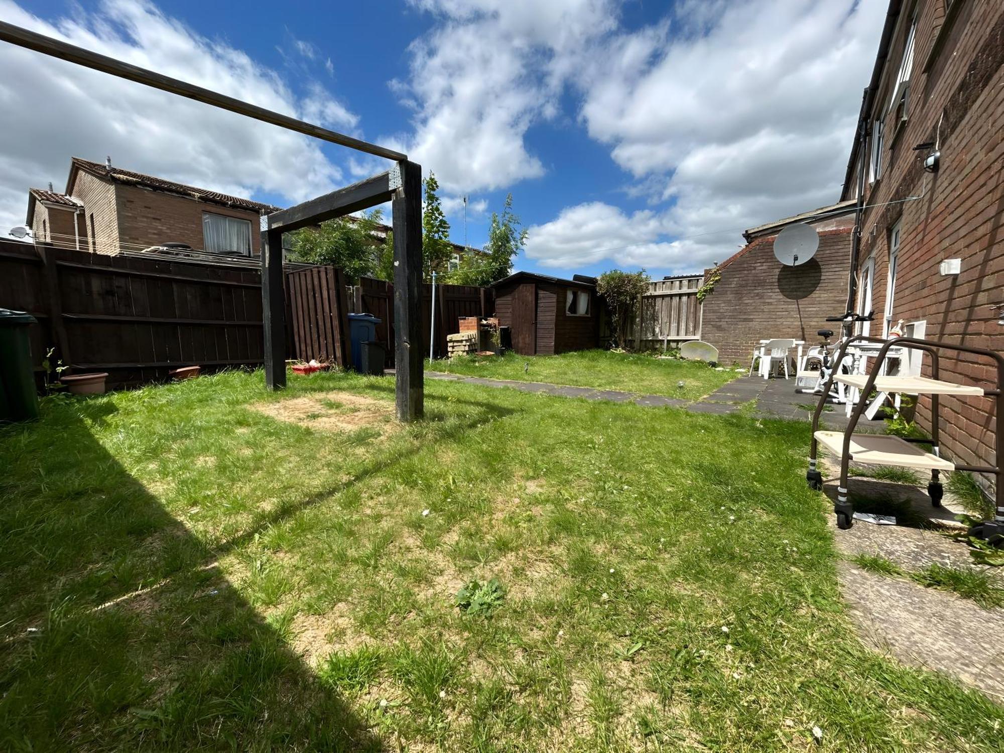 3 Bedroom House By M40 J4 High Wycombe Exterior foto