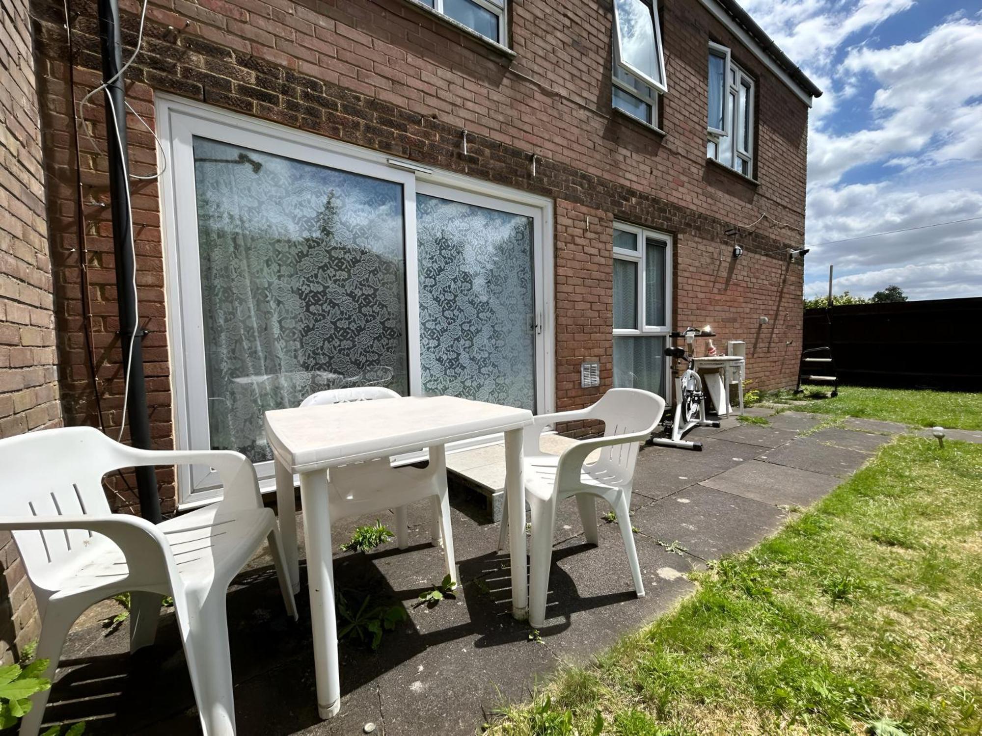 3 Bedroom House By M40 J4 High Wycombe Exterior foto